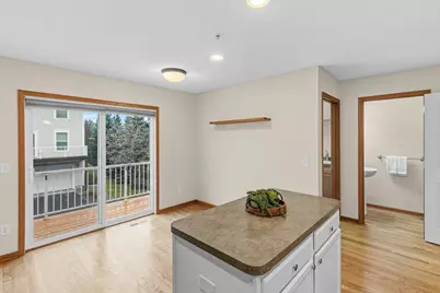911 Ledgestone Drive, Mahtomedi, MN 55115 - Photo 6