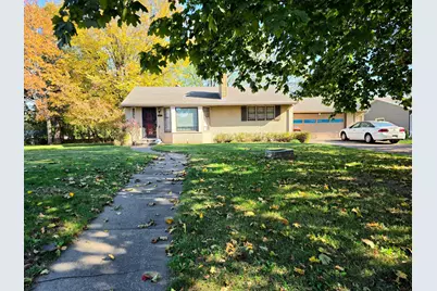 2010 Greenbrier Street N, Maplewood, MN 55117 - Photo 2
