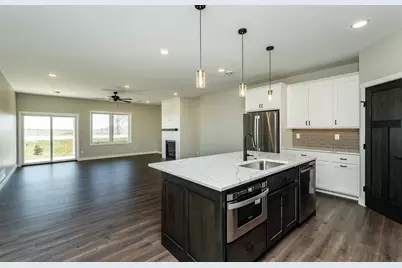 158 Sandstone Drive NW, Eyota, MN 55934 - Photo 4