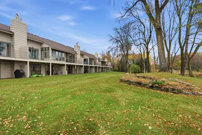 1289 Black Oaks Court N, Plymouth, MN 55447 - Photo 8