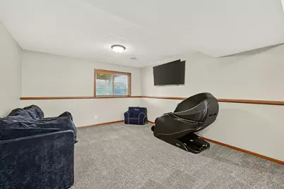 5870 Excalibur Court NW, Rochester, MN 55901 - Photo 20