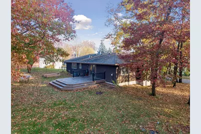 16640 N Hillcrest Court, Eden Prairie, MN 55346 - Photo 40