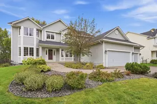 16130 39th Pl N, Plymouth, MN 55446 - Photo 2