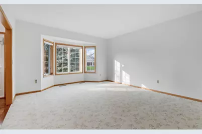 16130 39th Place N, Plymouth, MN 55446 - Photo 10