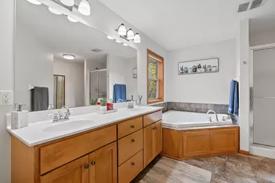 18615 Irvine Trail, Lakeville, MN 55044 - Photo 40