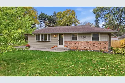 8900 60 1/2 Avenue N, New Hope, MN 55428 - Photo 2