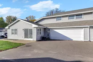 6750 Gretchen Ct N, Oakdale, MN 55128 - Photo 1