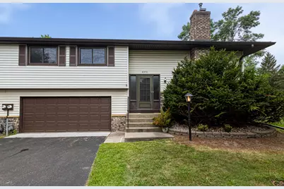 6570 Upper 35th Street N, Oakdale, MN 55128 - Photo 2