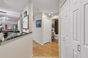 7605 Edinborough Way, Edina, MN 55435 - Photo 24