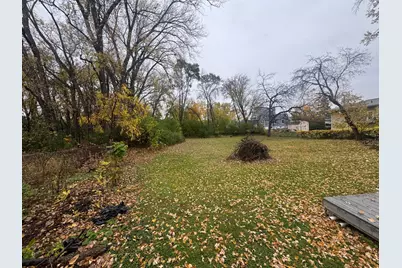 1353 County Road E W, Arden Hills, MN 55112 - Photo 4