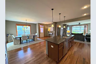 4692 159th Street W, Apple Valley, MN 55124 - Photo 8