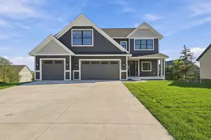 18742 Jarosite Ct, Lakeville, MN 55044 - Photo 2