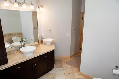 930 County Road C E, Maplewood, MN 55109 - Photo 20