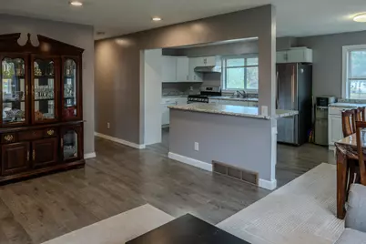 3024 81st Avenue N, Brooklyn Park, MN 55444 - Photo 14