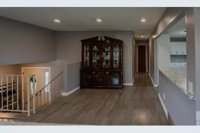 3024 81st Avenue N, Brooklyn Park, MN 55444 - Photo 24