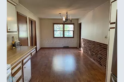 802 11th Avenue N, Moorhead, MN 56560 - Photo 12