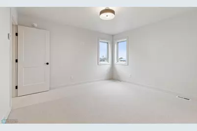 5820 31 Street S, Fargo, ND 58104 - Photo 32