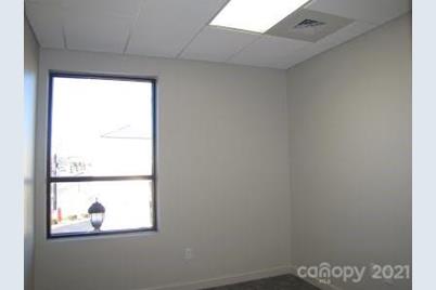 415 E Woodlawn Road, Charlotte, NC 28209 - Photo 4