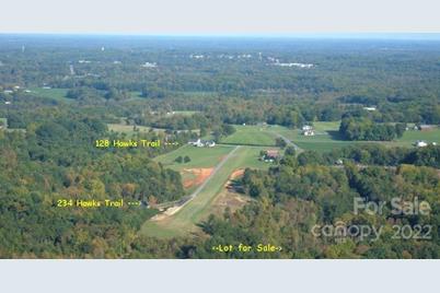 218 Hawks Trail - Photo 1