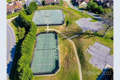 216 Mountain Crest Drive #34, Hendersonville, NC 28739 - Photo 24