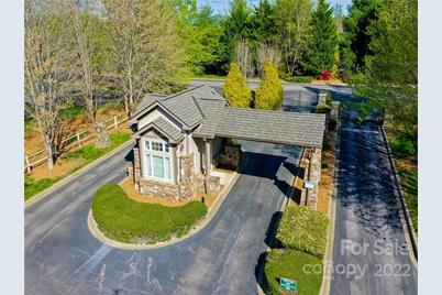 90 Mountain Crest Drive #30, Hendersonville, NC 28739 - Photo 32