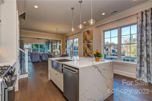 313 Audrey Pl, Charlotte, NC 28226 - Photo 8