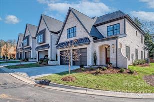 313 Audrey Pl, Charlotte, NC 28226 - Photo 2