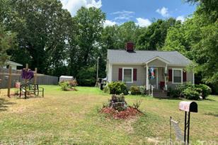 507 North Dr, Cherryville, NC 28021 - Photo 2