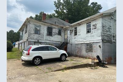 300 Orchard Street - Photo 1