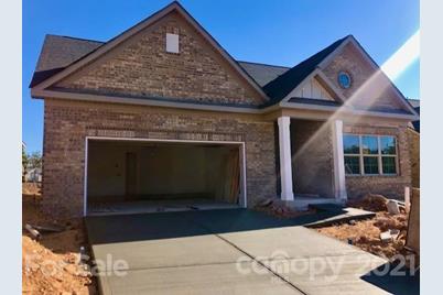 1009 Courtyard Lane #12 - Photo 1