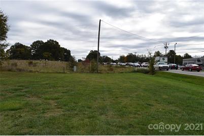 768 River Highway, Mooresville, NC 28117 - Photo 2