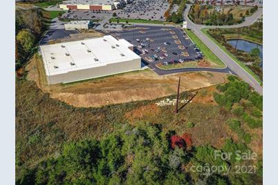 99999 Northridge Commons Parkway #1, Weaverville, NC 28787 - Photo 10
