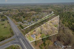 5518 Mooresville Rd, Kannapolis, NC 28081 - Photo 1