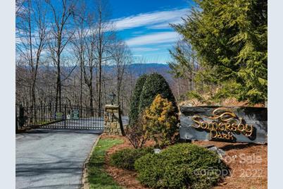 686 Crossvine Trail #4A-C, Laurel Park, NC 28739 - Photo 14