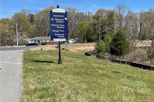 5445 Mooresville Rd, Kannapolis, NC 28081 - Photo 2