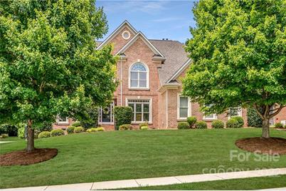 7404 Stonehaven Drive - Photo 1