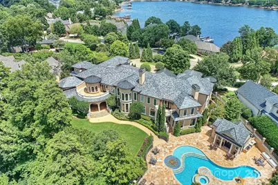 18019 Harbor Light Boulevard, Cornelius, NC 28031 - Photo 2