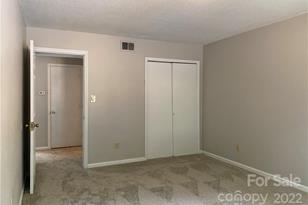 2014 Countrymens Ct, Charlotte, NC 28210 - Photo 6
