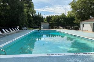 2014 Countrymens Ct, Charlotte, NC 28210 - Photo 10