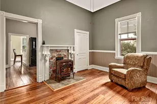 21 Pearl St, Asheville, NC 28801 - Photo 4