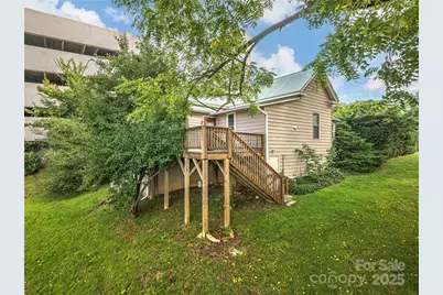 21 Pearl Street, Asheville, NC 28801 - Photo 12