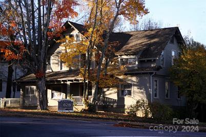 99 Walnut Street, Waynesville, NC 28786 - Photo 1