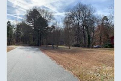 2835 Alexander Road, Charlotte, NC 28262 - Photo 2