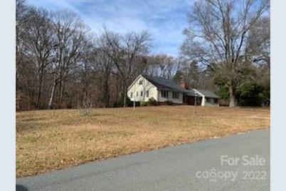 2835 Alexander Road, Charlotte, NC 28262 - Photo 4