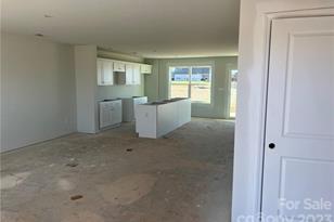 115 Deno Dr, Gaffney, SC 29341 - Photo 2