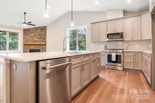 21 Craftsman Overlook Rdg, Arden, NC 28704 - Photo 6