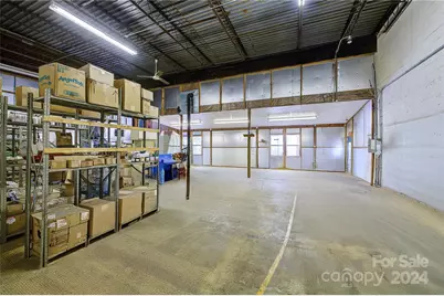 350 Henredon Road, Spruce Pine, NC 28777 - Photo 14