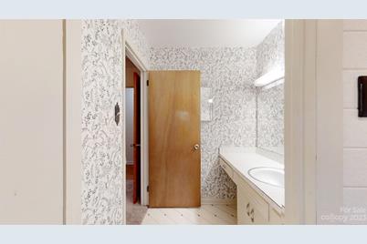 767 New Haw Creek Road, Asheville, NC 28805 - Photo 36