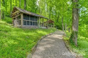 580 Freemont Dr, Leicester, NC 28748 - Photo 18