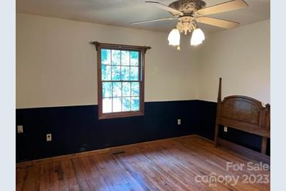 2752 Old Highway 221 None S, Marion, NC 28752 - Photo 12